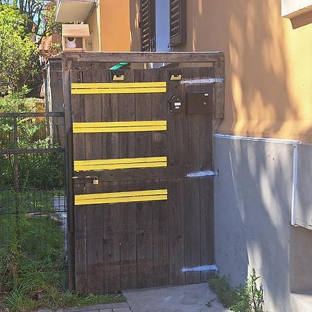 Fiera Bolognina - Komodo - Appartamento Completo Con Giardino E Parcheggio Privato Bologna Eksteriør bilde