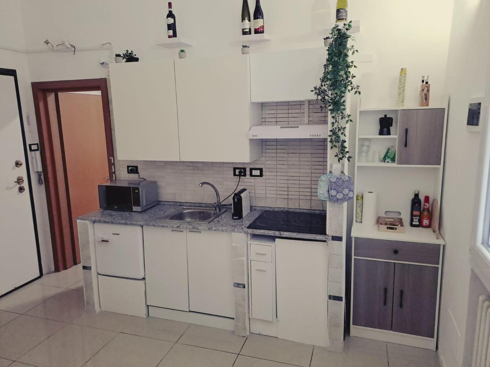 Fiera Bolognina - Komodo - Appartamento Completo Con Giardino E Parcheggio Privato Bologna Eksteriør bilde